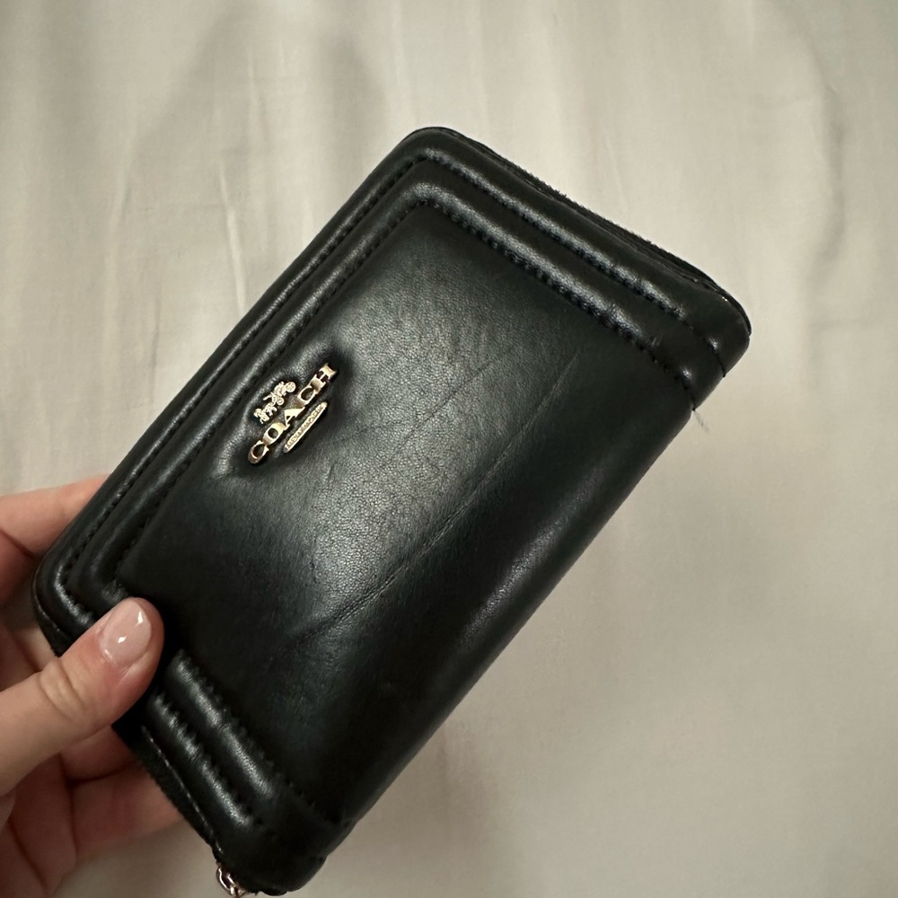Coach Black Leather Zip Wallet - Picture 4 of 5